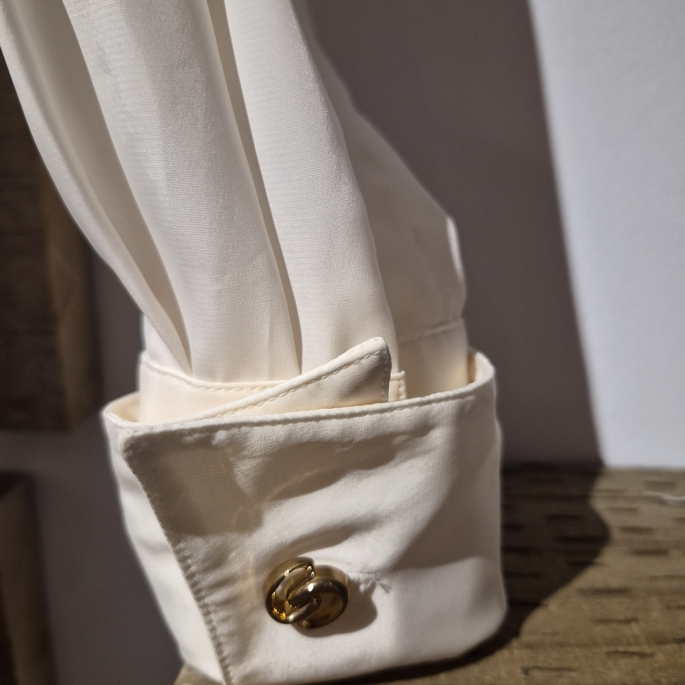 ZAMA Cream Button-Up Blouse - Picture 5 of 7